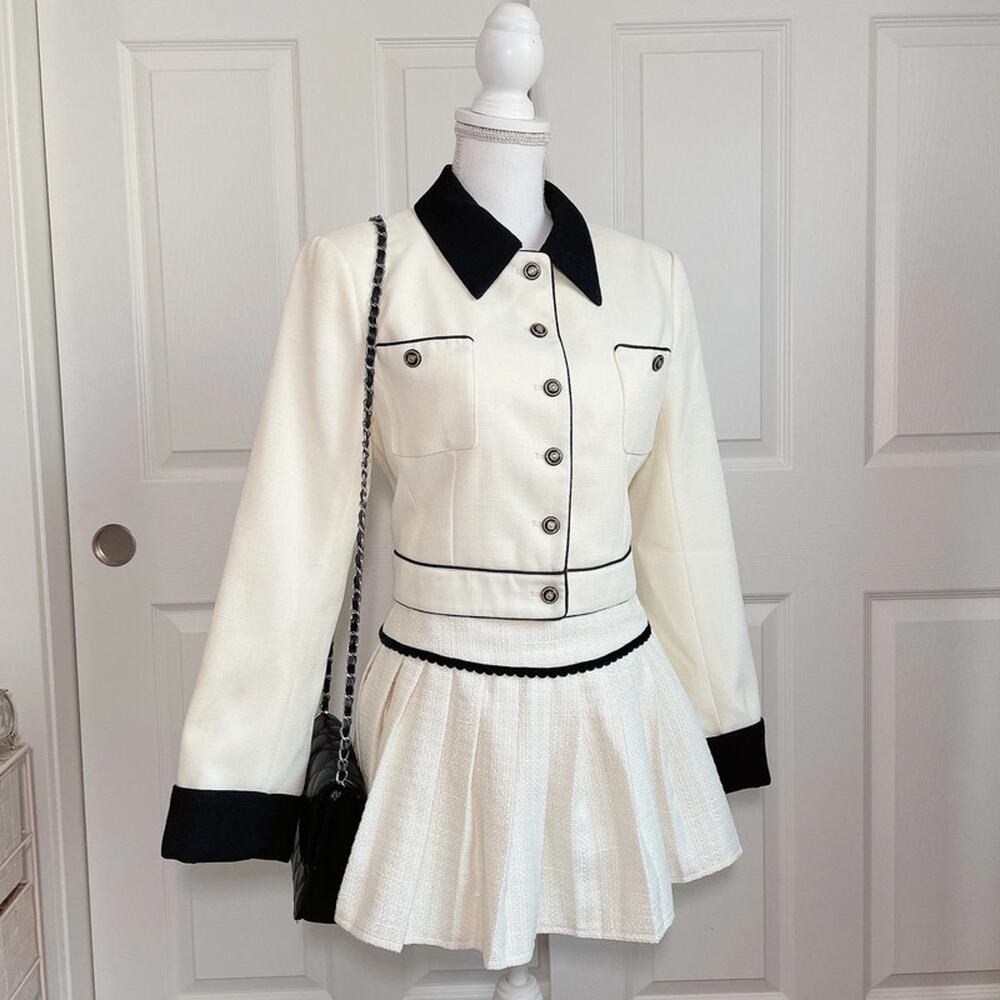 Korean structured contrast collared cropped jacket - image 1